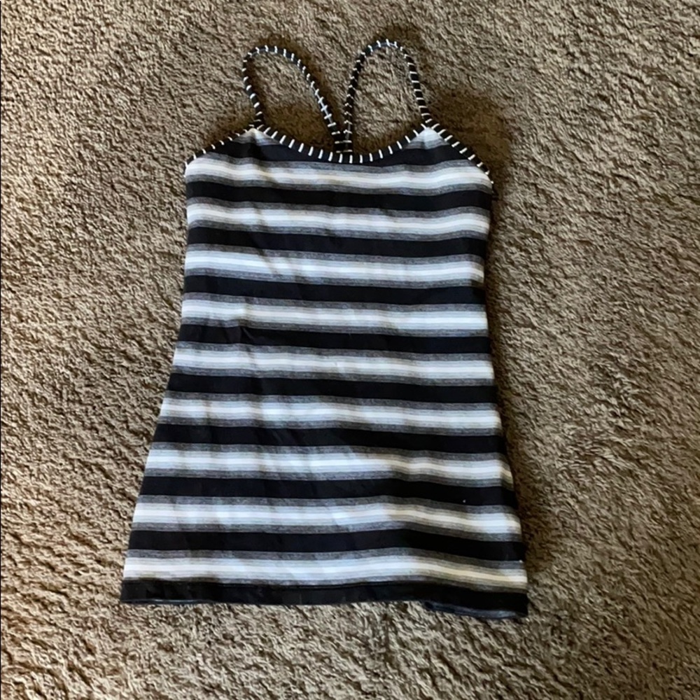 Lululemon Power Y tank